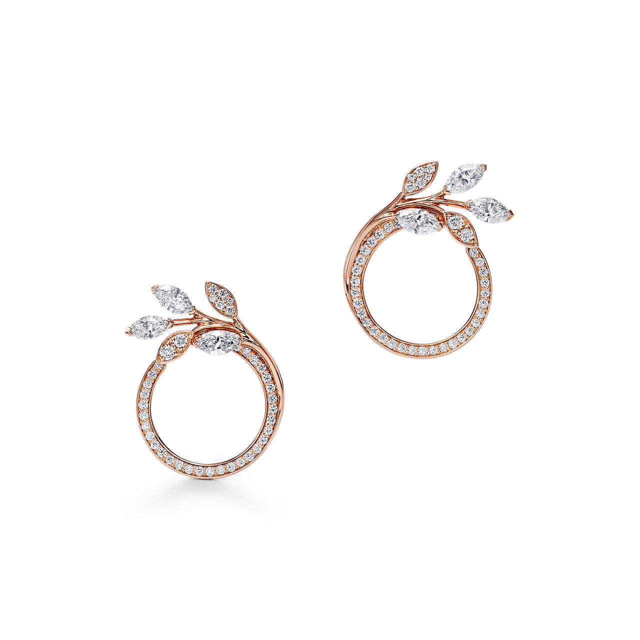 Boucles d’oreilles Cercle motif vigne en diamants en or rose 18 carats
