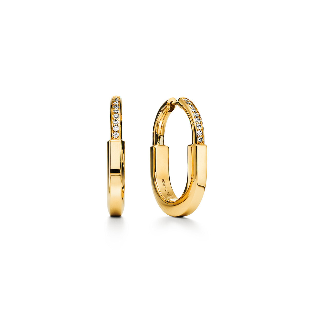 Boucles d’oreilles en or jaune 18 carats et diamants. Medium.