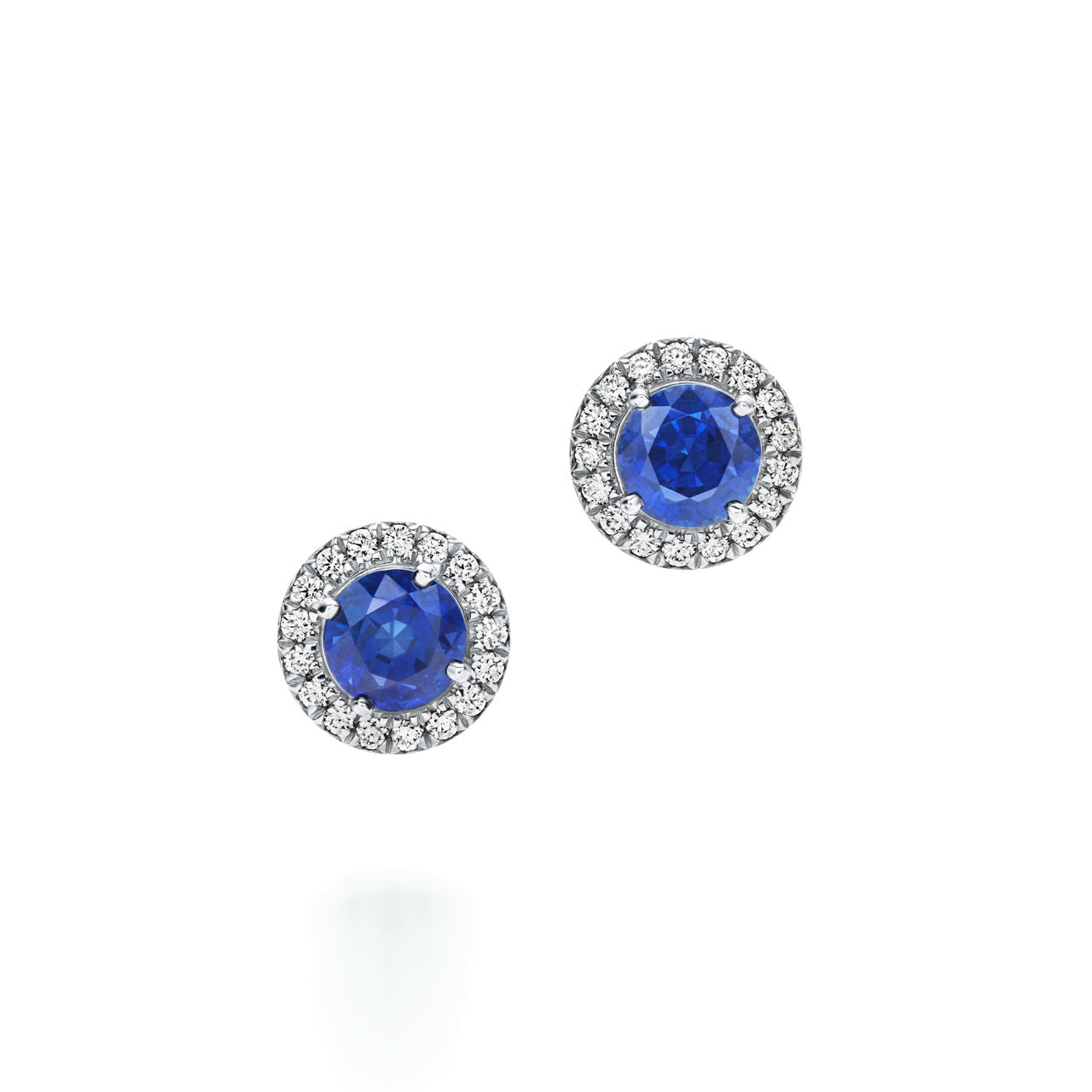 Boucles d’oreilles en platine 950 millièmes avec saphirs et diamants