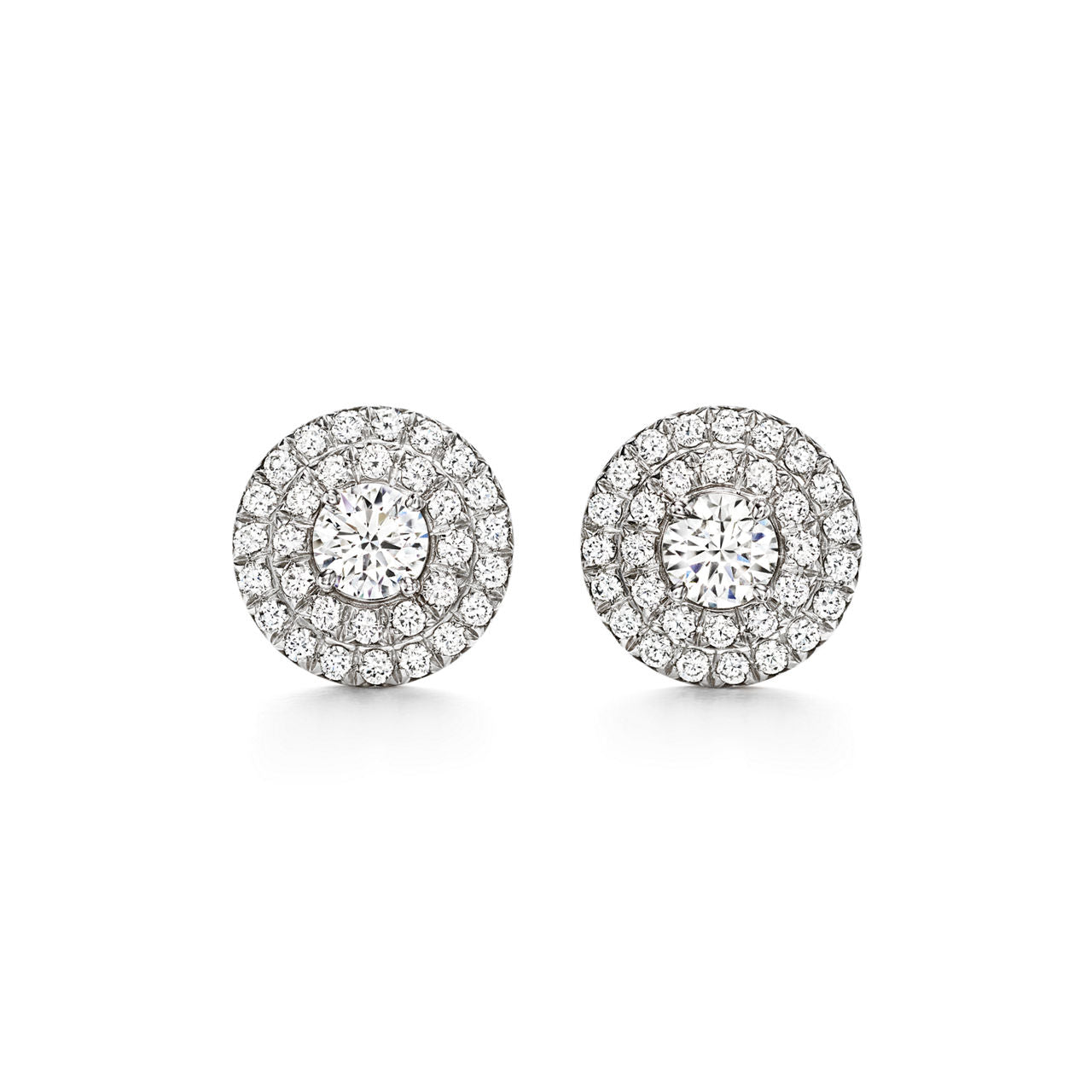 Boucles d’oreilles en platine 950 millièmes avec diamants
