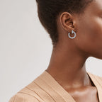 Boucles d’oreilles créoles ouvertes T1 en or blanc 18 carats et diamants