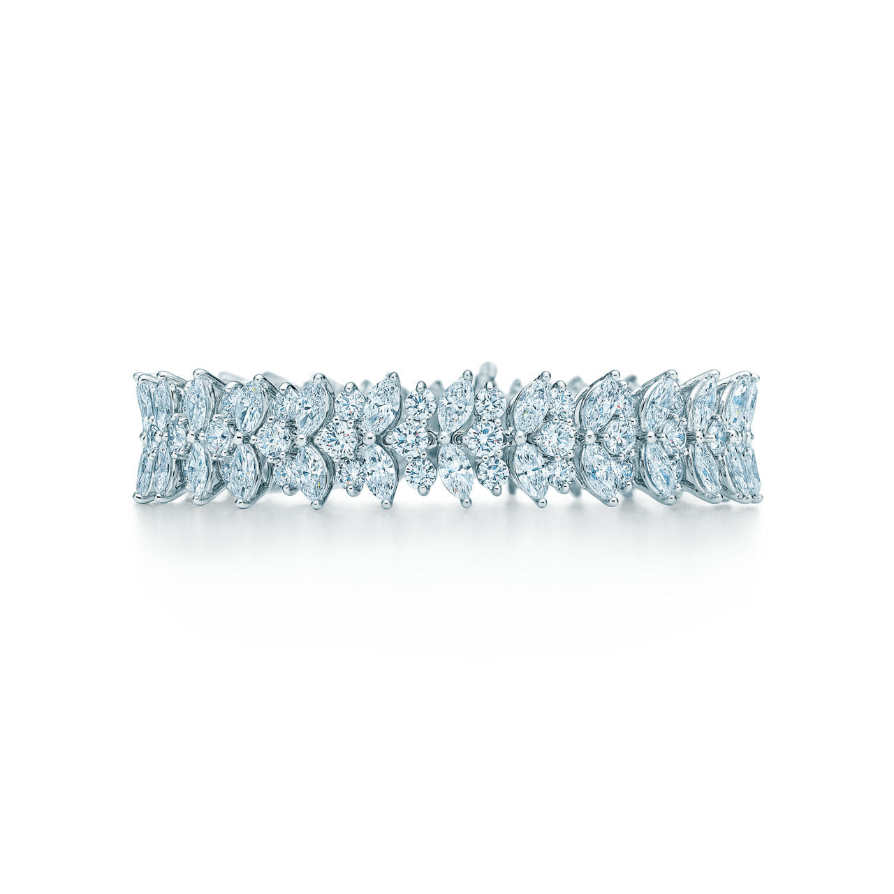 Bracelet grappe avec diamants taille marquise