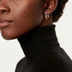 Boucles d’oreilles en or rose et saphirs roses. Small.