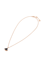 Divas’ Dream Collier