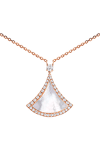 Divas’ Dream Collier