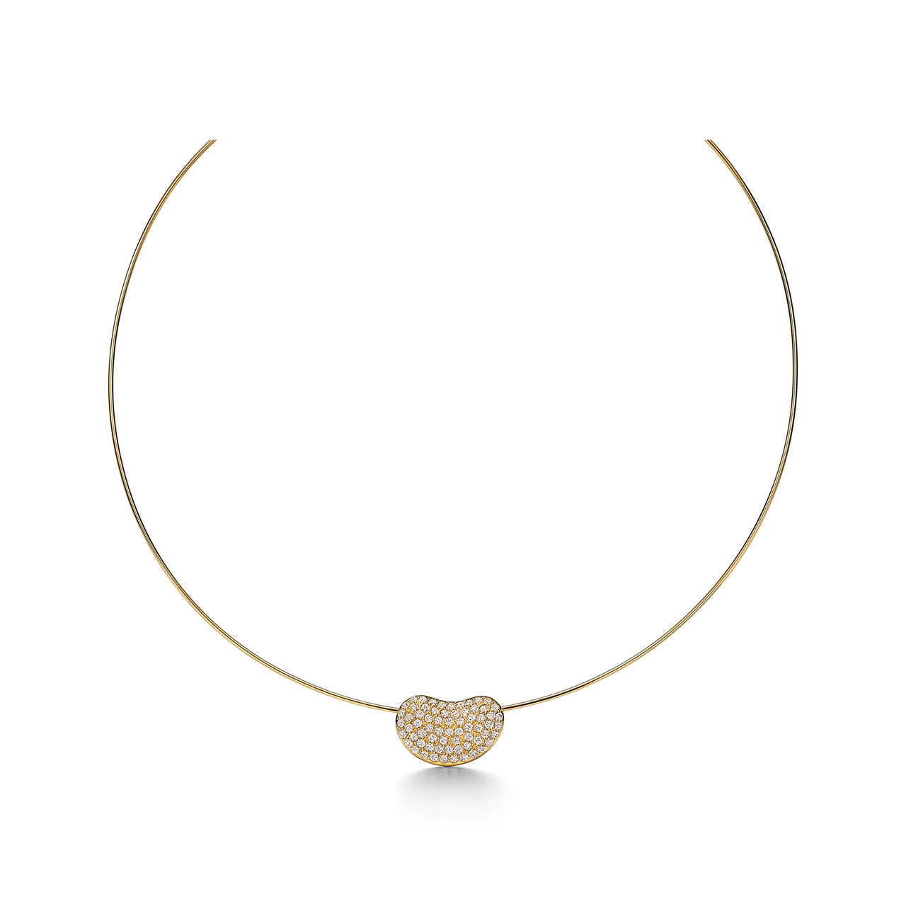 Collier Wire Bean en or 18 carats et pavé de diamants. 20 mm.