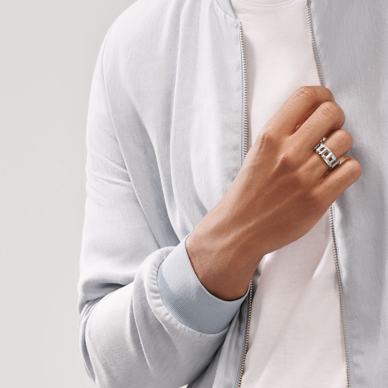Tiffany T Bague True en or blanc 18 carats