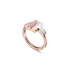 Tiffany T Bague Wire en or rose 18 carats, diamants et nacre