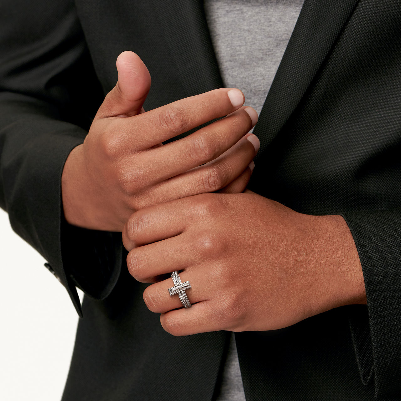 Tiffany T Bague T1 en or blanc 18 carats et diamants