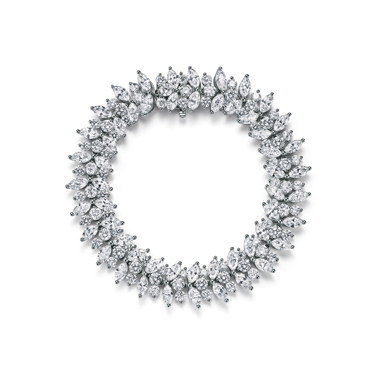 Bracelet grappe avec diamants taille marquise