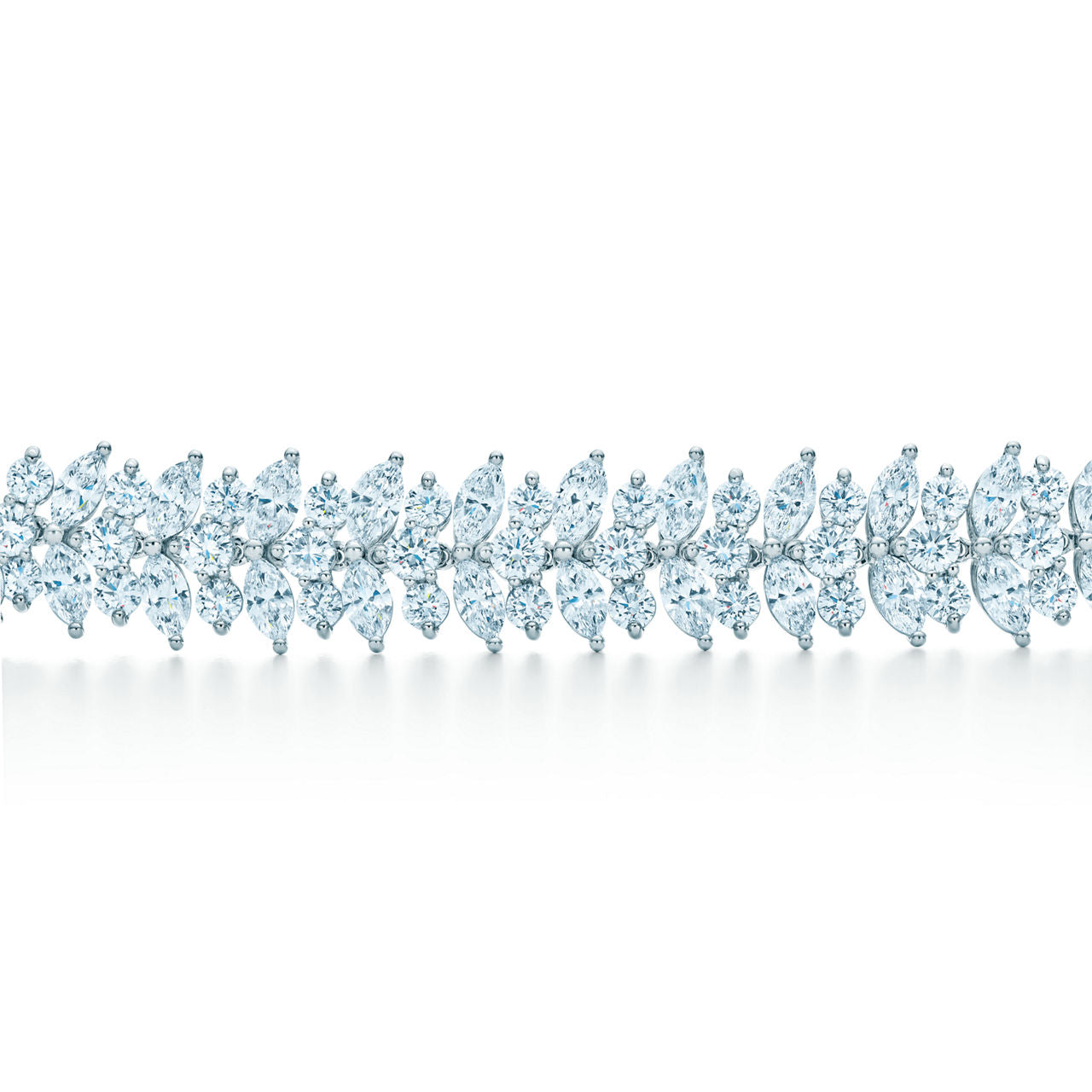 Bracelet grappe avec diamants taille marquise