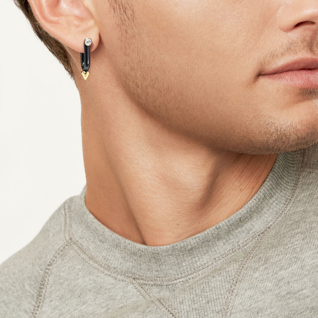 Boucles d’oreilles en titane, or et diamants, Large