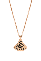 Divas’ Dream Collier