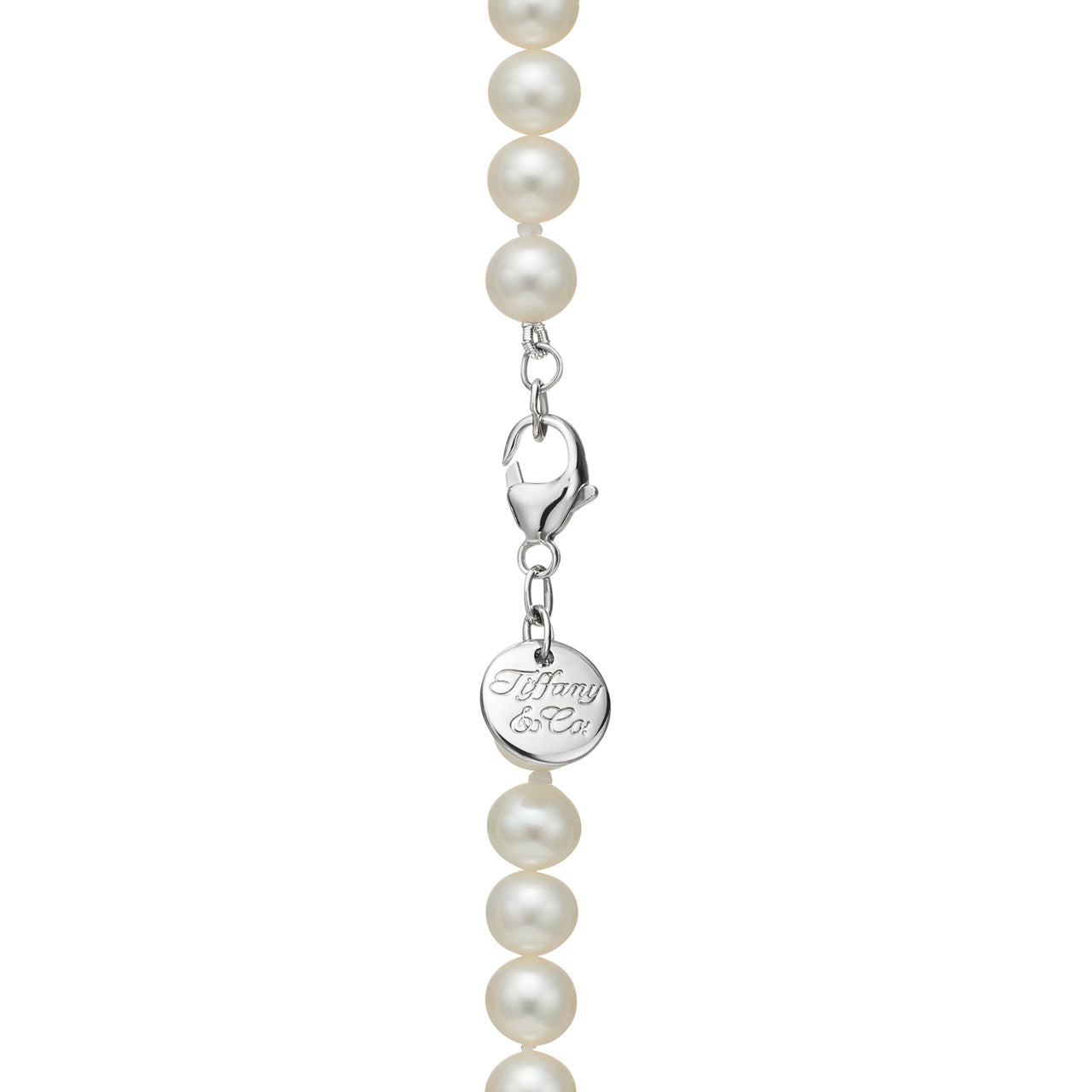 Collier en perles avec fermoir en argent 925 millièmes. 5-6 mm.
