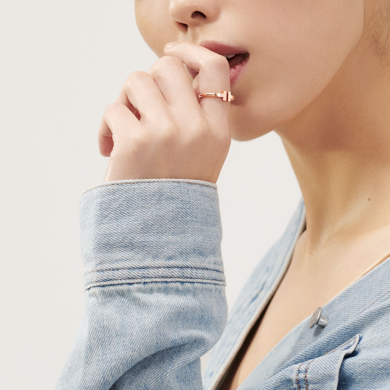 Tiffany T Bague Wire en or rose