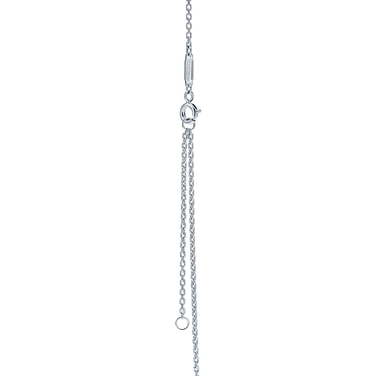Pendentif à maillons en perle et argent. 40,6-45,7 cm en argent 925 millièmes