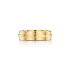 Tiffany T Bague large en or jaune 18 carats
