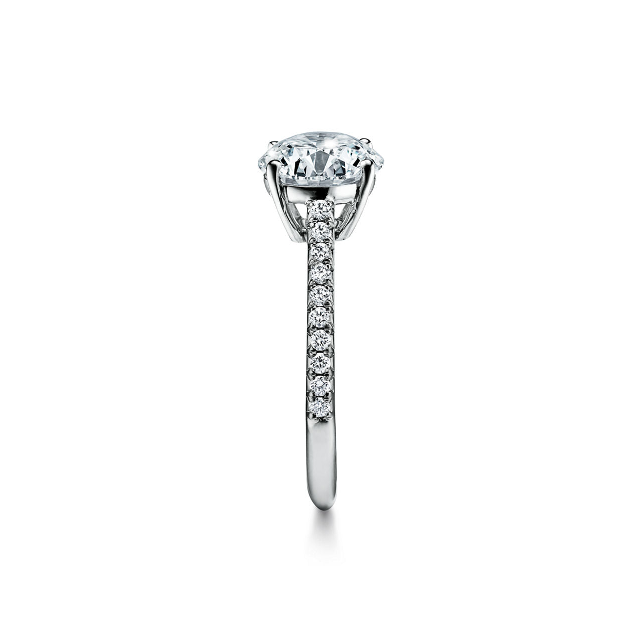 Tiffany Novo® Bague de fiançailles taille brillant avec anneau en platine 950 millièmes pavé de diamants