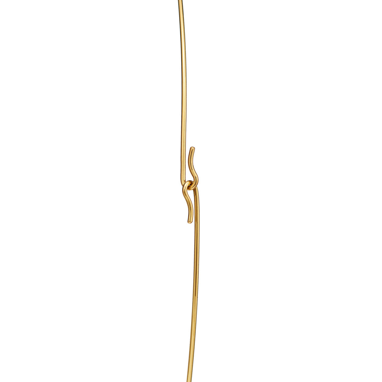 Collier Wire Bean en or jaune 18 carats. 20 mm.