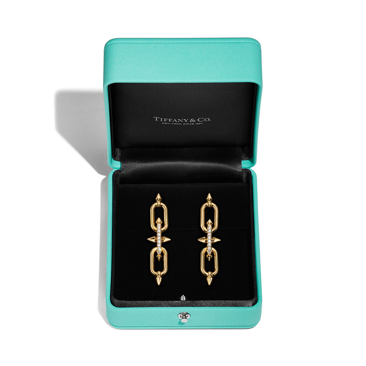 Boucles d’oreilles en or jaune 18 carats et diamants