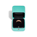 Tiffany T Bague True large en or rose 18 carats et pavé de diamants