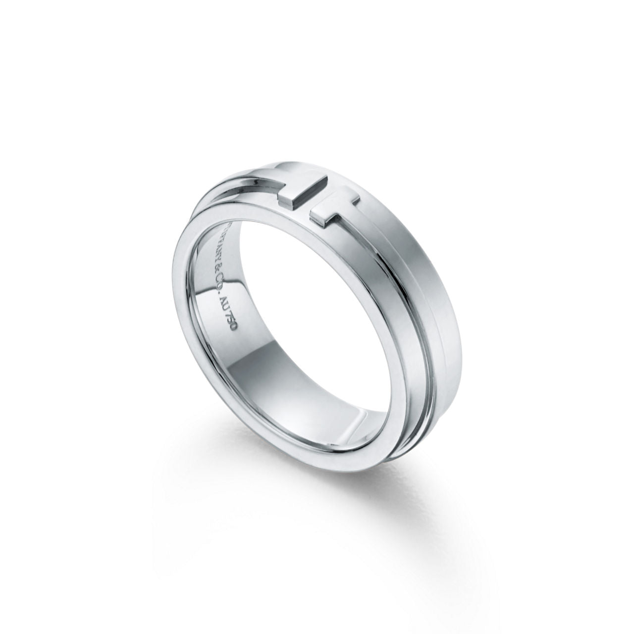 Tiffany T Bague large en or blanc 18 carats