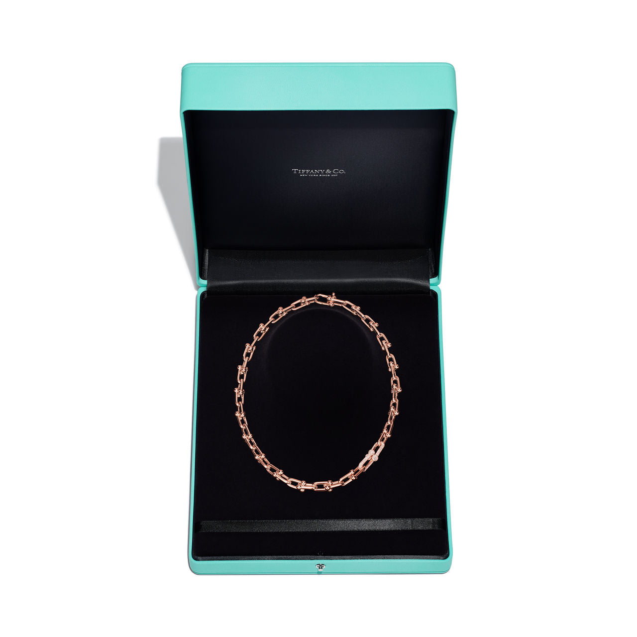 Collier à maillons. Medium en or rose et diamants