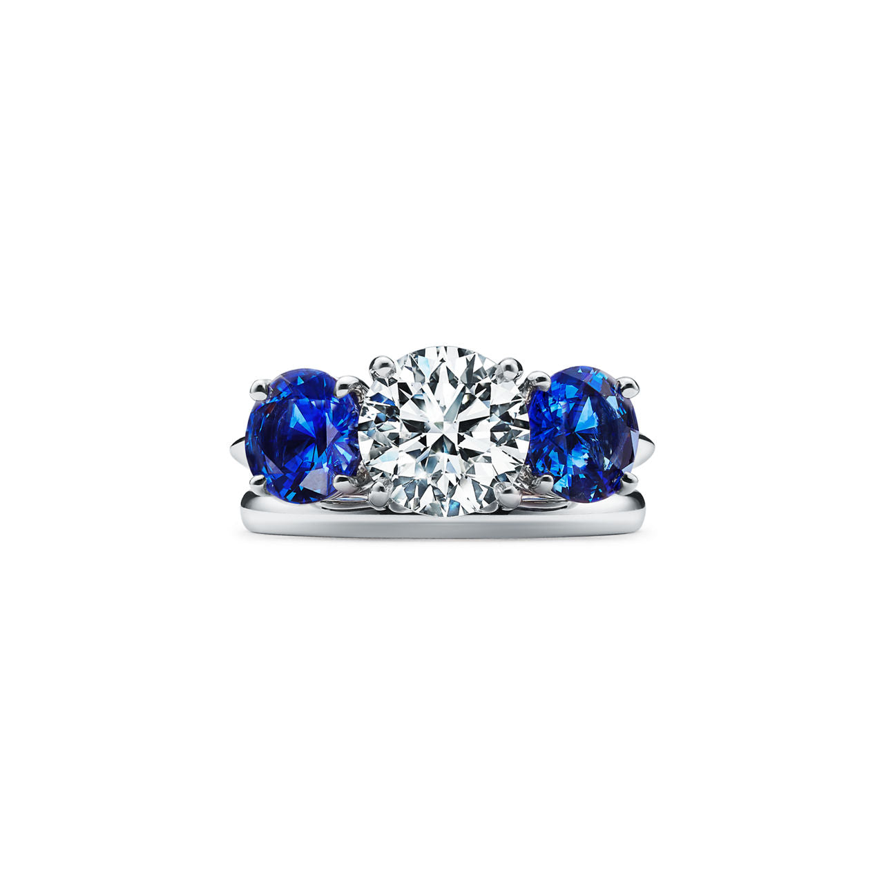 Tiffany Trois pierres Bague de fiançailles en platine 950 millièmes ornée de saphirs latéraux