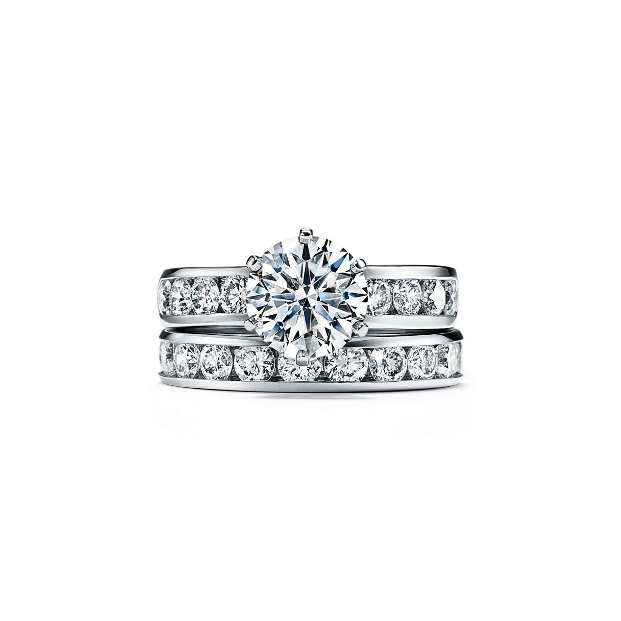 Tiffany® Setting Bague de fiançailles avec anneau en platine 950 millièmes et diamants sertis en bande