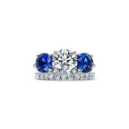 Tiffany Trois pierres Bague de fiançailles en platine 950 millièmes ornée de saphirs latéraux