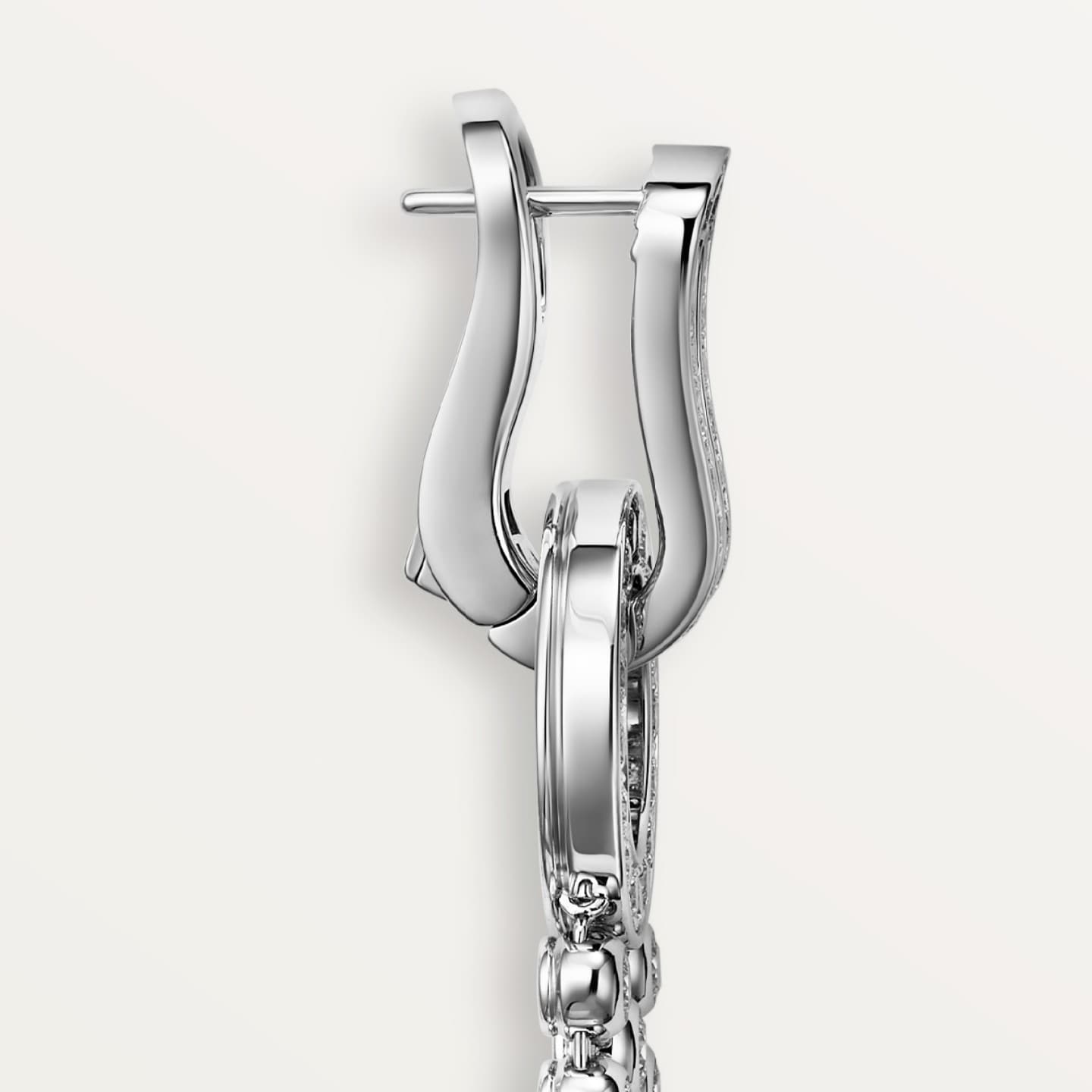 Boucles d'oreilles Agrafe, diamants taille brillant, pavées