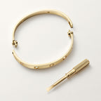 Bracelet LOVE, modèle classique, finition brossée, 4 diamants