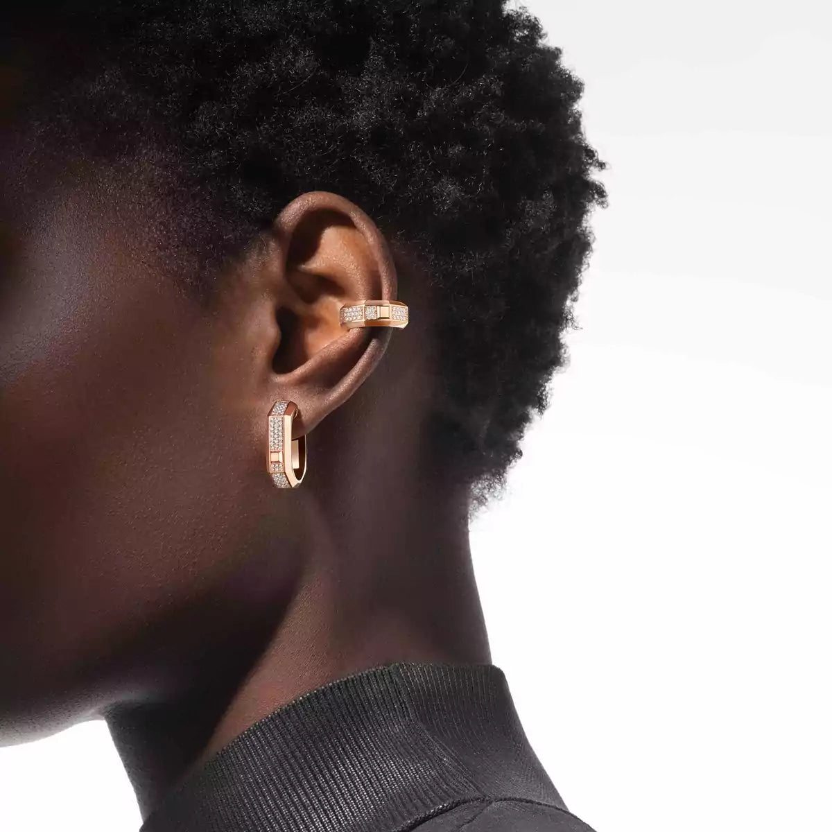 Mono clip milieu pavé Moderniste