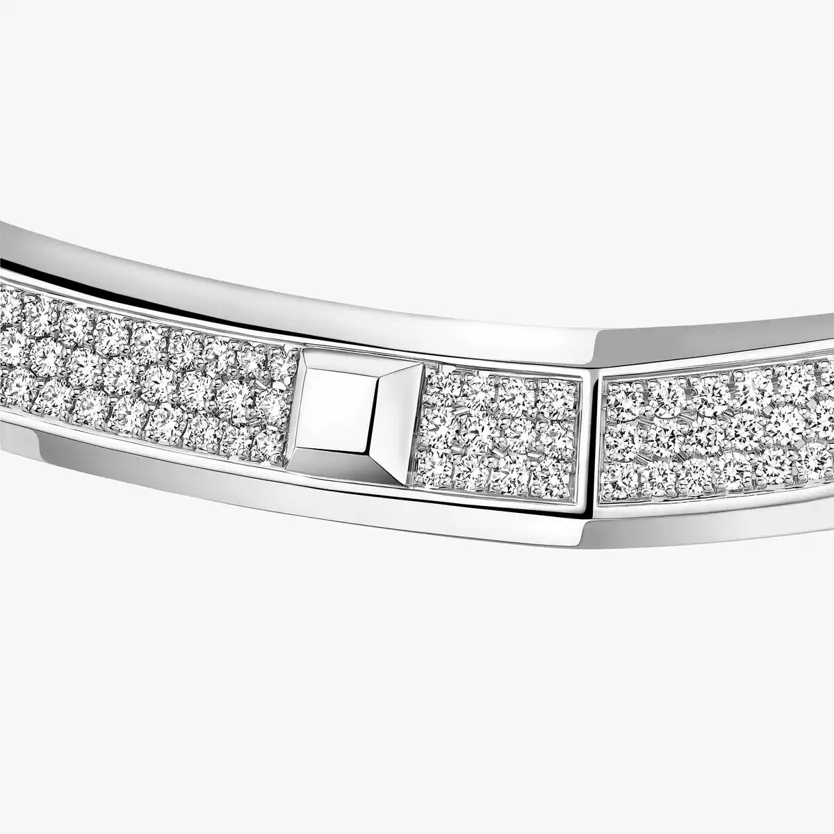 Collier ras-de-cou Moderniste