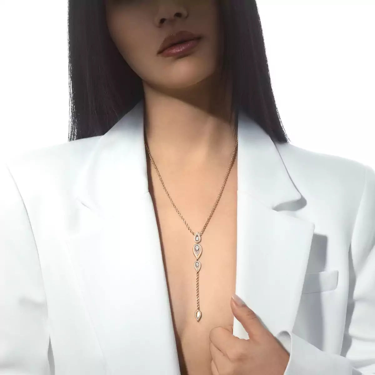 Collier cravate Fiery