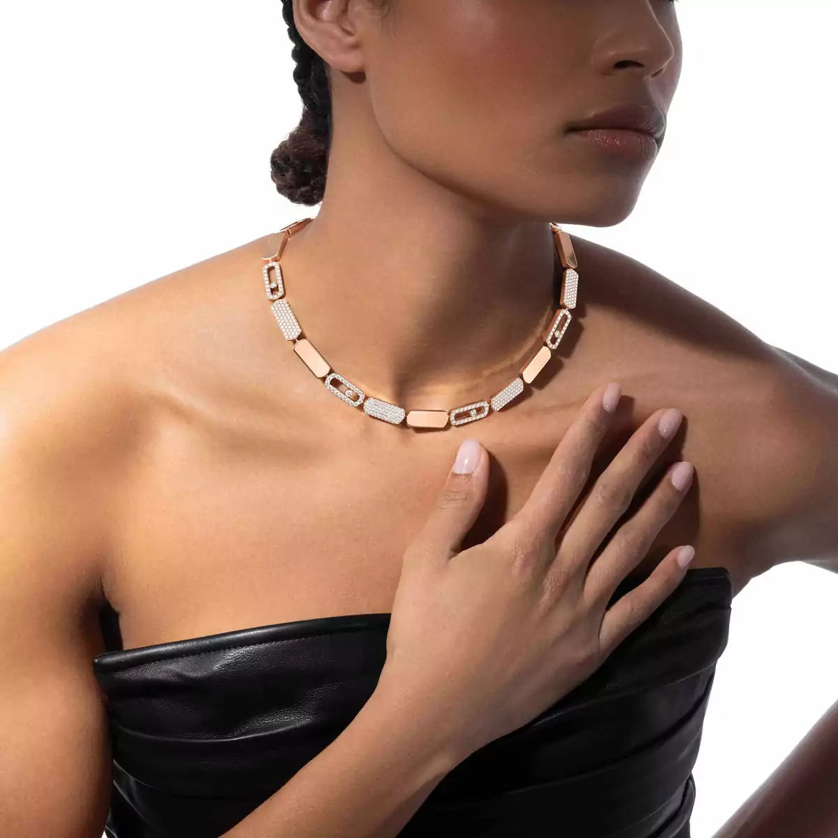 Collier Imperial Move