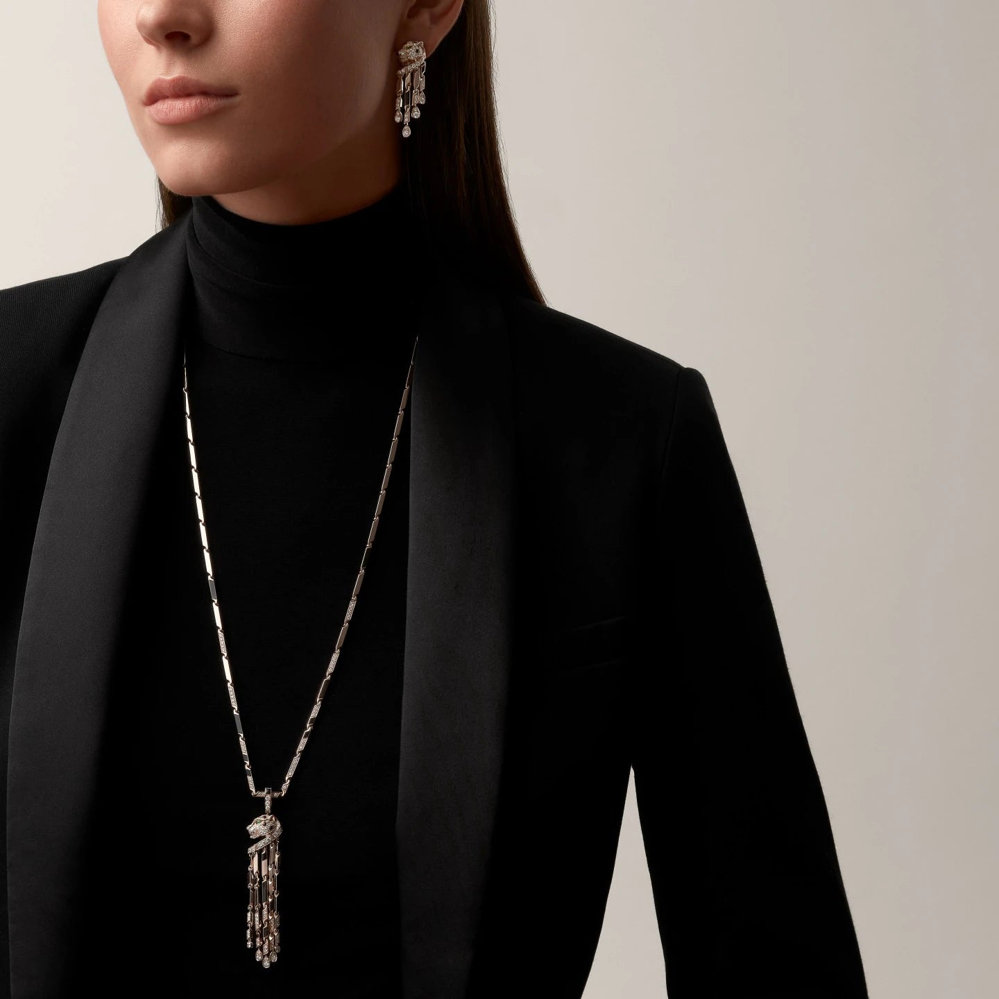 Boucles d'oreilles Panthère de Cartier, petit modèle, pavées