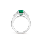 Solitaire Motifs Triangles Emeraude 2,87 cts